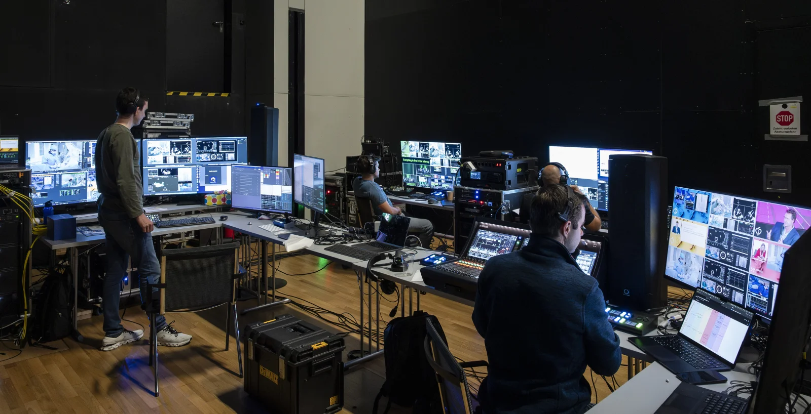 Slideshow City control room interface showing presentation management dashboard